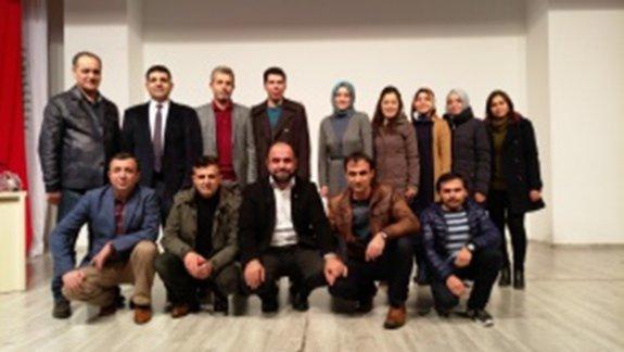 Demirci Anadolu İmam Hatip Lisesi Tarafından Namaz ve Gençlik Konferansı Gerçekleştirildi