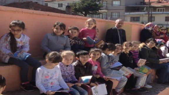 Atatürk İlkokulu Hep Birlikte Okuyoruz Dedi