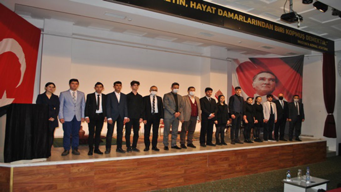 İstiklal Marşının Kabulü 'nün 101. Yılı ve Mehmet Akif Ersoy'u Anma Günü programı Gerçekleştirildi.